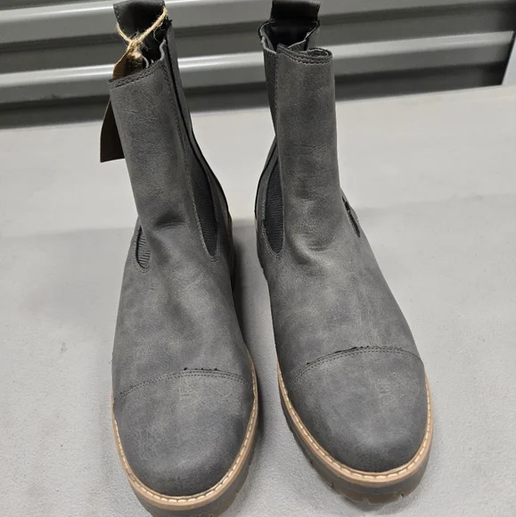 Vintage 93 Brooklyn Chelsea Boot - Picture 4 of 4